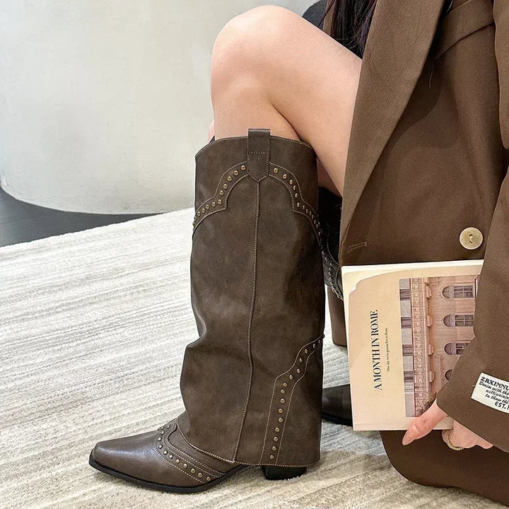 The Shelby Boots in khaki